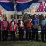 Lewat Natal Biak, Filep Wamafma Ajak Warga Biak di Sidey Manokwari Bersatu